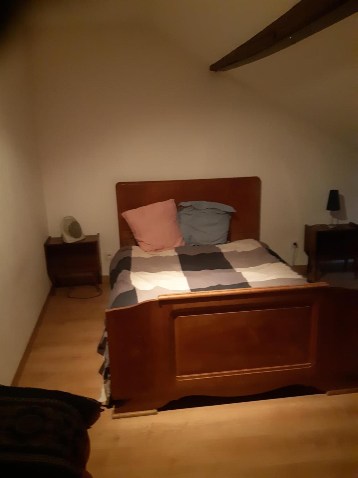 Chic Et Relax Lejlighed Montmarault Eksteriør billede